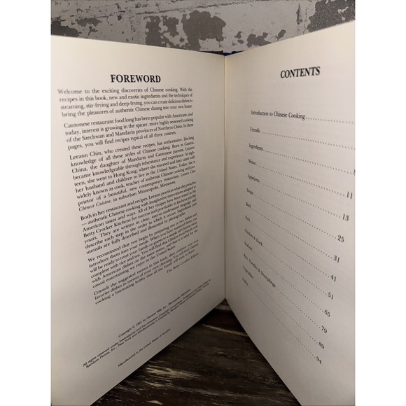 Betty Crocker's - Chinese Cookbook - Recipes by Leeann Chin - 1981 - Picture 4 of 4